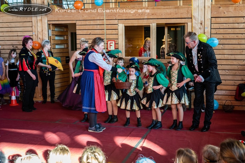 2020 02 07 Kinderfasching Kirchanschoering DSC01899